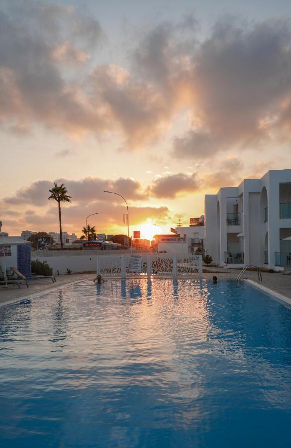 Kaos Hotel Apartments Agia Napa Exterior foto