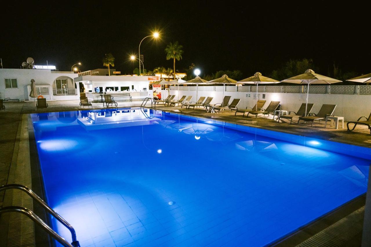 Kaos Hotel Apartments Agia Napa Exterior foto