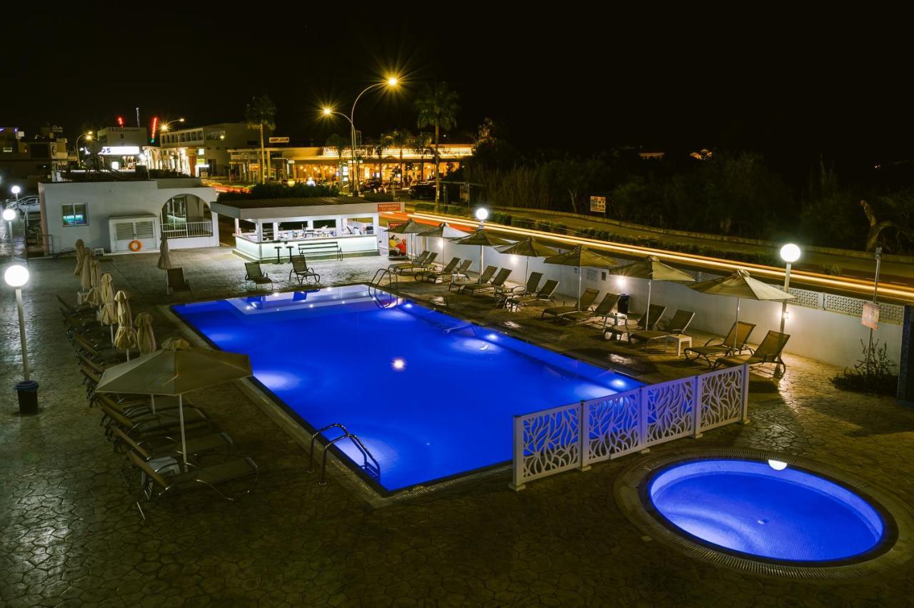 Kaos Hotel Apartments Agia Napa Exterior foto