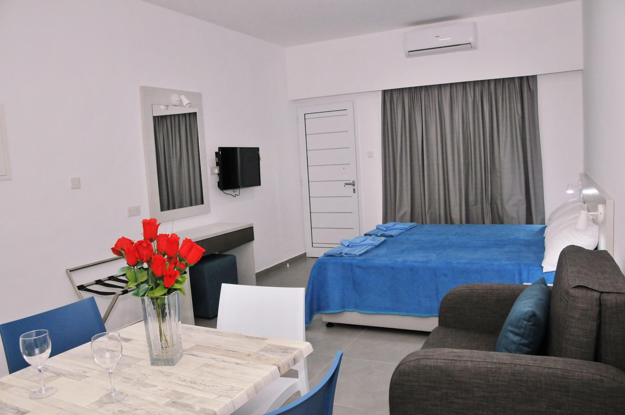 Kaos Hotel Apartments Agia Napa Exterior foto