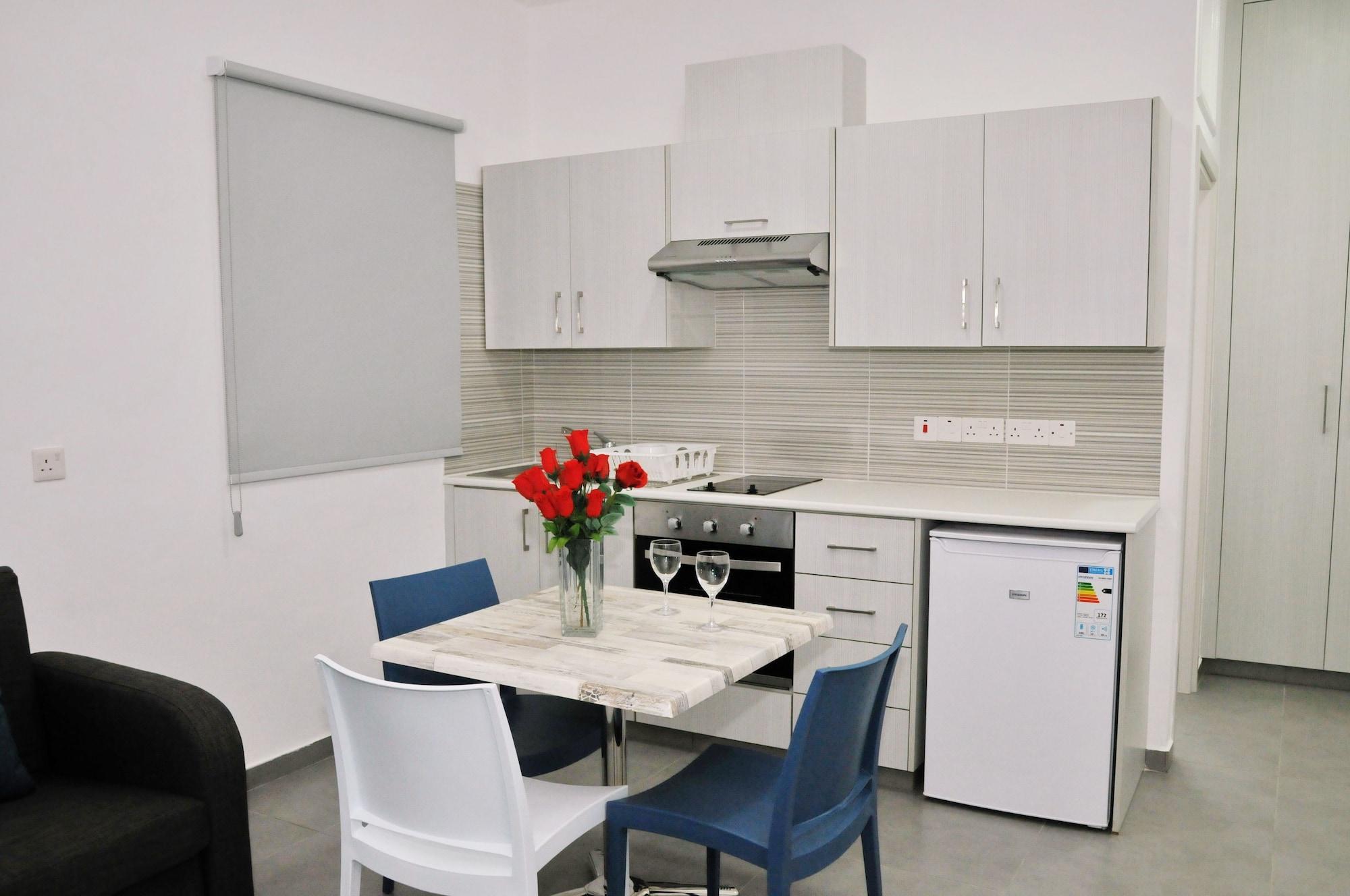 Kaos Hotel Apartments Agia Napa Exterior foto