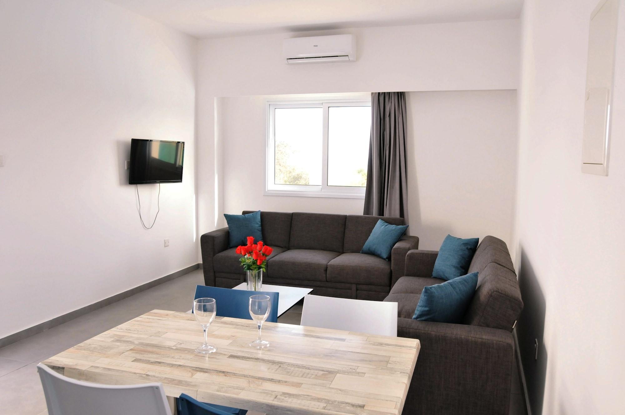 Kaos Hotel Apartments Agia Napa Exterior foto