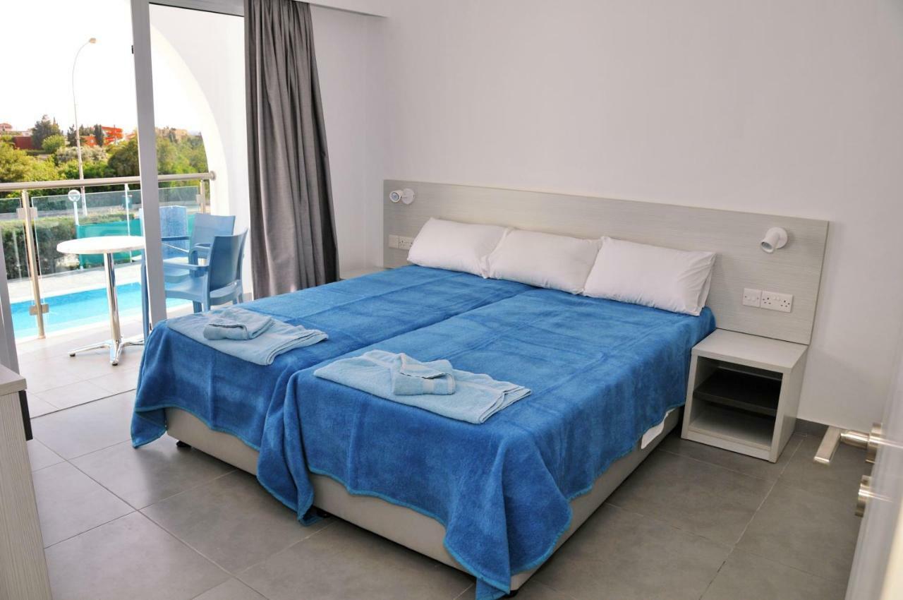Kaos Hotel Apartments Agia Napa Exterior foto